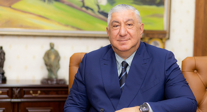 Հայէկոնոմբանկի խորհրդի նախագահ Սարիբեկ Սուքիասյանն իր անցած ճանապարհի մասին